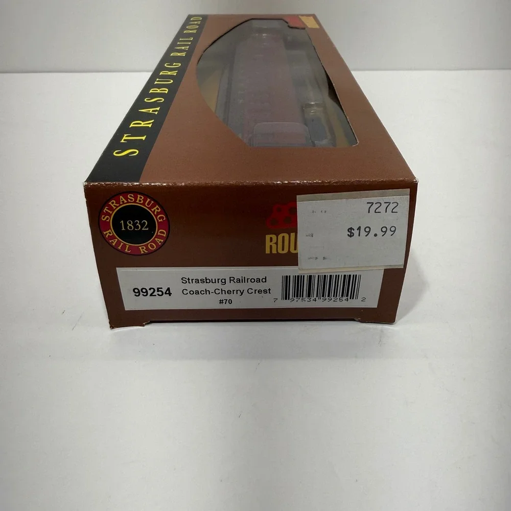 Roundhouse Strasburg Rail Road Coach-Cherry Crest #70 HO Scale Model Train 99254